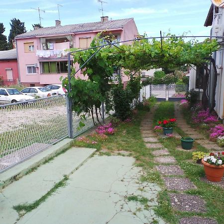 Marija Apartment Pula Exterior photo